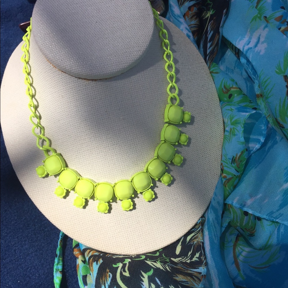 Sale Saturday‼️Fabulous Neon Necklace